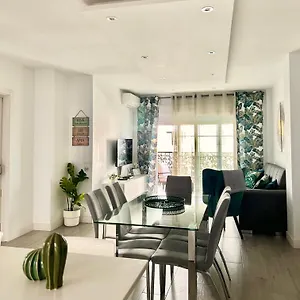 https://tulipanes-benalmadena.hotelsinnerja.org